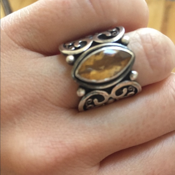 Sterling Silver and Citrine Ring - Picture 2 of 7